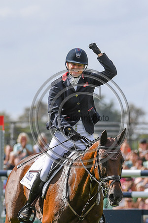 PiggyMarch_VanirKamira_LRBHT_PN22_42579