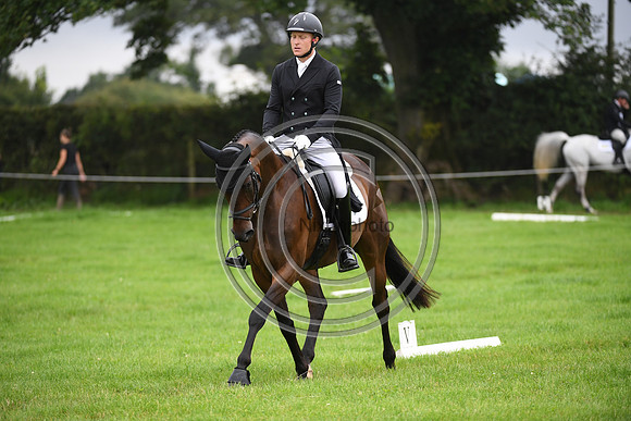 Aaron Millar_COUNT ONYX_BHT_PN22_81402