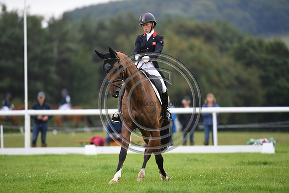 Rosalind Canter_IZILOT DHI_BHT_PN22_81179