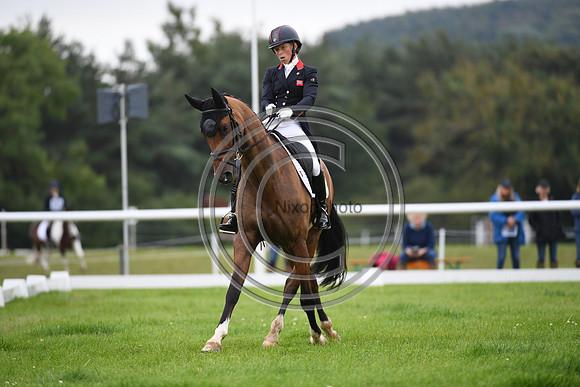 Rosalind Canter_IZILOT DHI_BHT_PN22_81334
