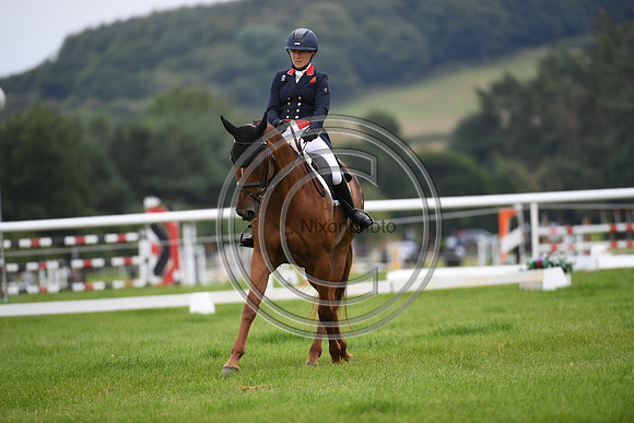 Laura Collett_BLING_BHT_PN22_81290