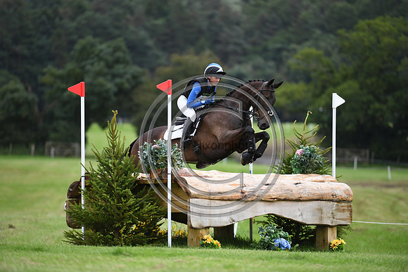 Morven Pringle_SOMETHING CLASSICAL_BHT_PN22_81223