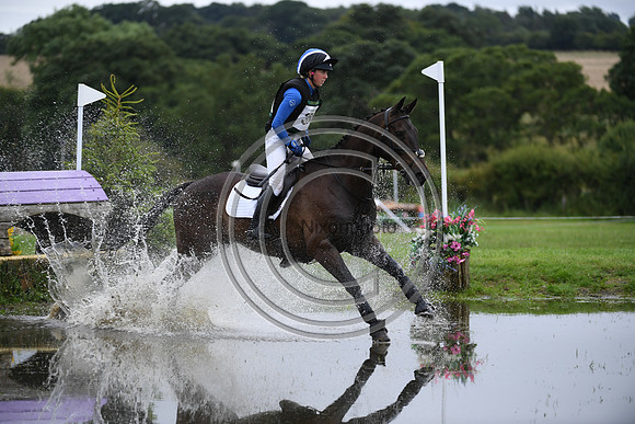 Morven Pringle_SOMETHING CLASSICAL_BHT_PN22_81233