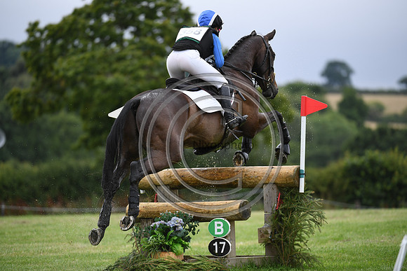 Morven Pringle_SOMETHING CLASSICAL_BHT_PN22_81237