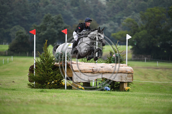Oliver Townend_COOLEY ROSALENT_BHT_PN22_81172