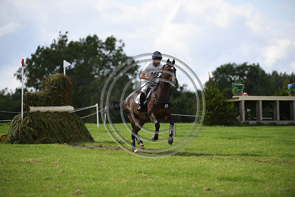 Harry Meade_CAVALIER CRYSTAL_BHT_PN22_82668