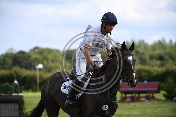 Harry Meade_CAVALIER CRYSTAL_BHT_PN22_82683