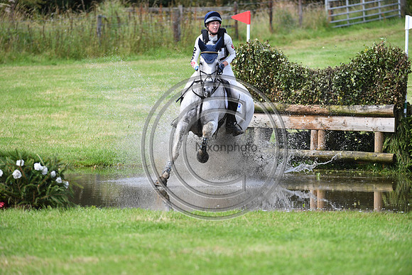 Grace Botterell_UP UP AND AWAY_BHT_PN22_82151