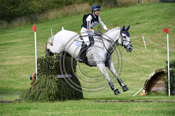 Grace Botterell_UP UP AND AWAY_BHT_PN22_82160