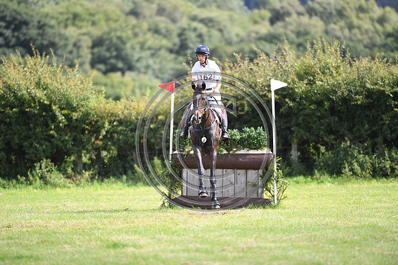 Harry Meade_CAVALIER CRYSTAL_BHT_PN22_82676