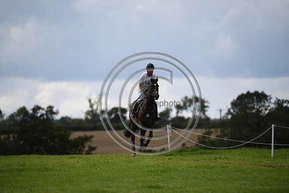 Harry Meade_CAVALIER CRYSTAL_BHT_PN22_82664
