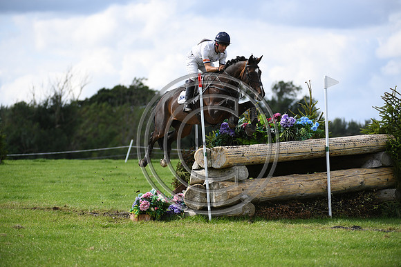 Harry Meade_CAVALIER CRYSTAL_BHT_PN22_82670