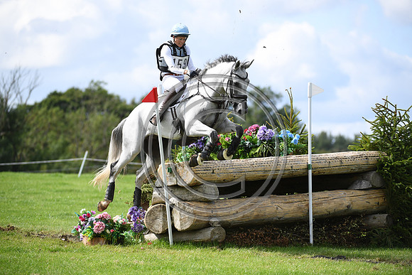 Emily Young-Jamieson_BRIARHILL STRICKER_BHT_PN22_82645