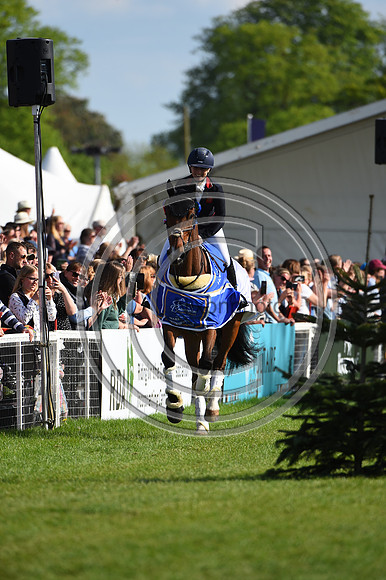 Laura Collett_London 52_PN22_22806