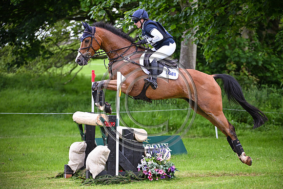 Laura Collett_BALANCERO_BictonInter_PN24_25479