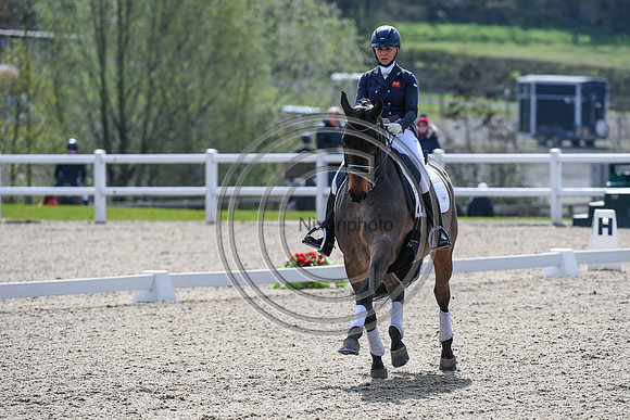 Louise Bell_Into The Blue_EliteTrainingComp_PN21_2103