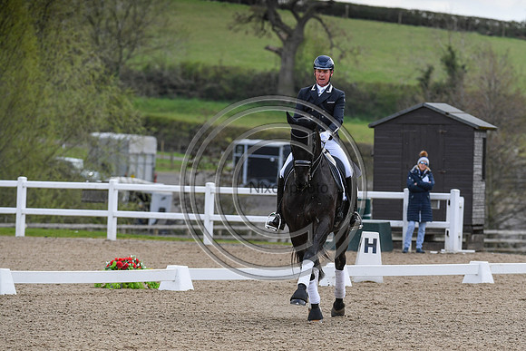 Carl Hester_En Vogue_EliteTrainingComp_PN21_2186