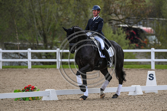 Carl Hester_En Vogue_EliteTrainingComp_PN21_2205
