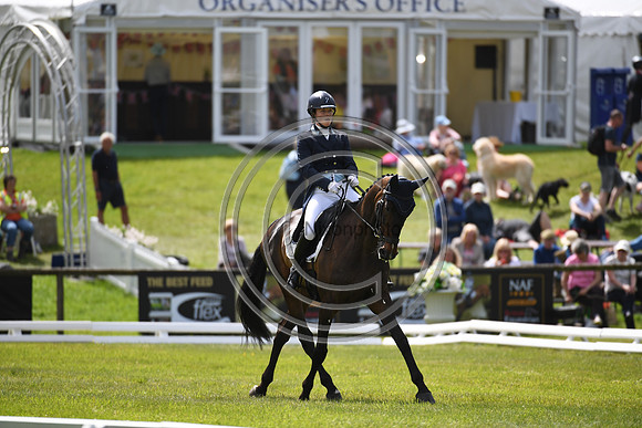 Kirsty Chabert_OPPOSITION LOIRE_Bramham Inter_PN22_25622