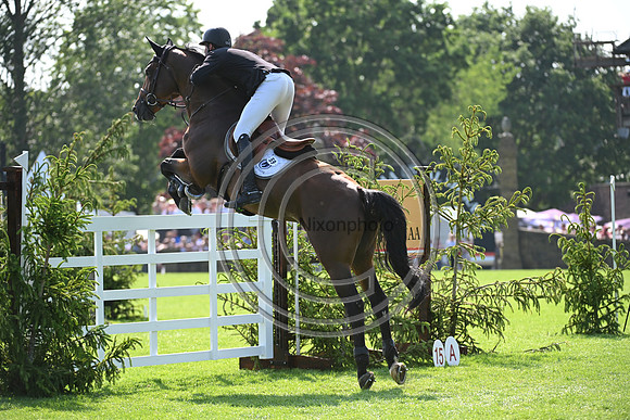 David SIMPSON_PJOTR VAN DE KRUISHOEVE_Derby_PN23_76894
