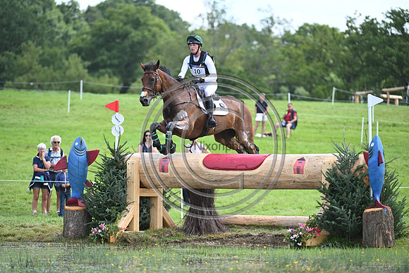 Ian CASSELLS_WOODENDFARM JACK O D_EUR3DE23_91260