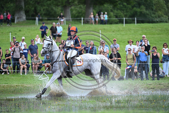 Janneke BOONZAAIJER_ACSI CHAMP DE TAILLEUR_EUR3DE23_91515