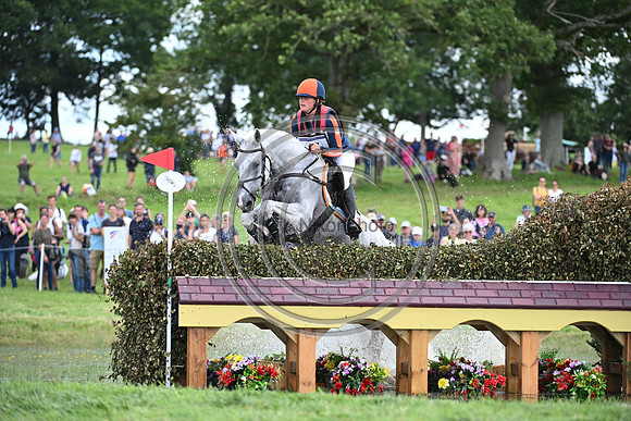 Janneke BOONZAAIJER_ACSI CHAMP DE TAILLEUR_EUR3DE23_91520