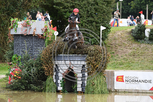 Karin DONCKERS_FLETCHA VAN 'T VERAHOF_Eur3DE23_90329