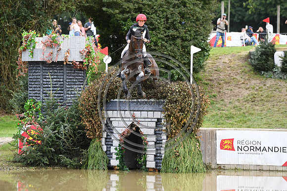 Karin DONCKERS_FLETCHA VAN 'T VERAHOF_Eur3DE23_90330