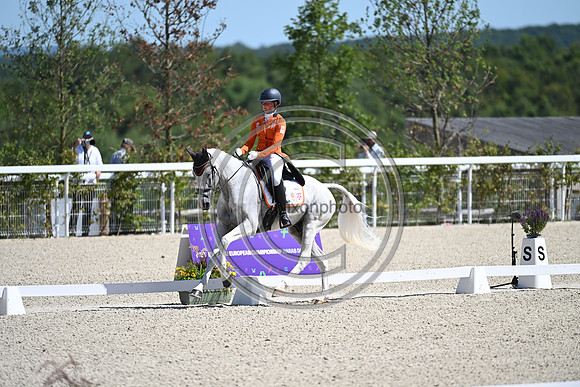 Janneke BOONZAAIJER_ACSI CHAMP DE TAILLEUR_Eur3DE23_86978