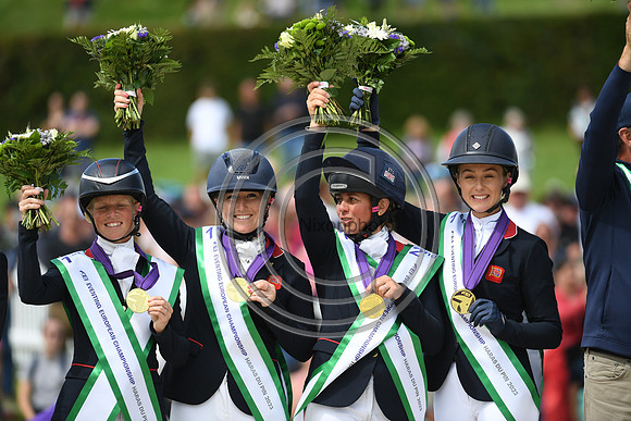 TeamMedals_EUR3DE23_94845