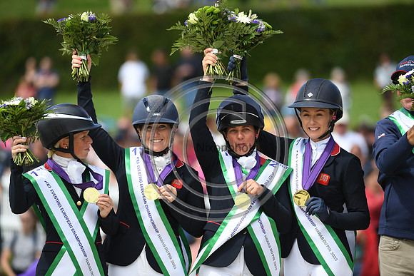 TeamMedals_EUR3DE23_94849