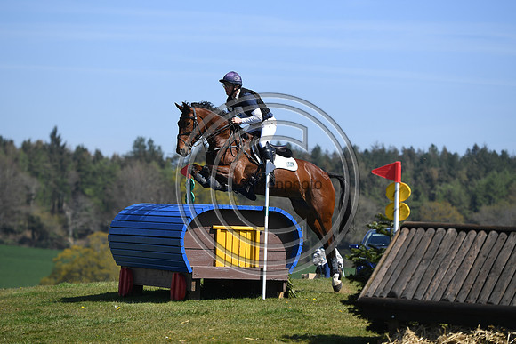 Aaron Millar_RLE NINA VAN OVERIS Z_BictonArenaInter_PN21_5013
