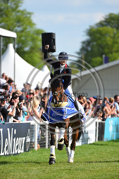 Laura Collett_London 52_PN22_22816
