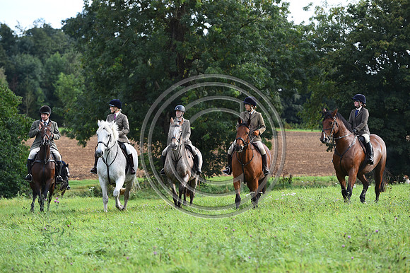 Grafton_Hunting_PN23_14391