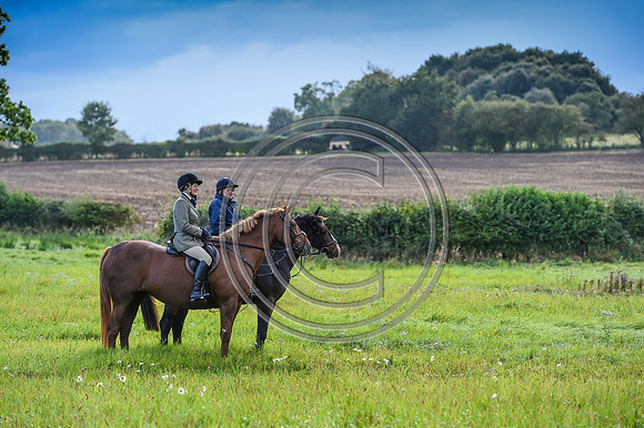 Grafton_Hunting_PN23_14395