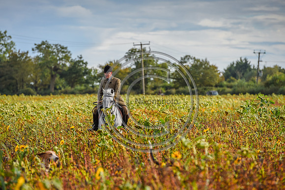 Grafton_Hunting_PN23_14320