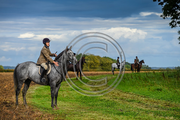 Grafton_Hunting_PN23_14304