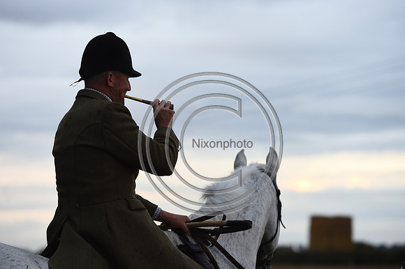 Grafton_Hunting_PN23_14380