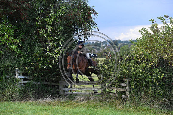 Grafton_Hunting_PN23_14364