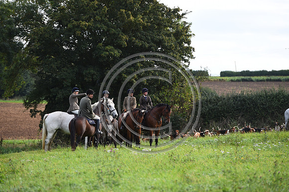Grafton_Hunting_PN23_14327