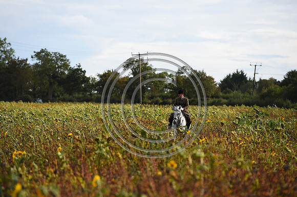 Grafton_Hunting_PN23_14310