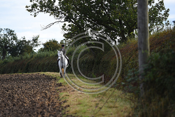 Grafton_Hunting_PN23_14318