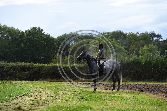 Grafton_Hunting_PN23_14302