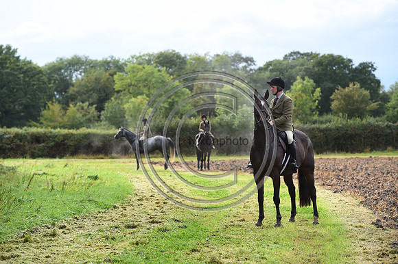 Grafton_Hunting_PN23_14299