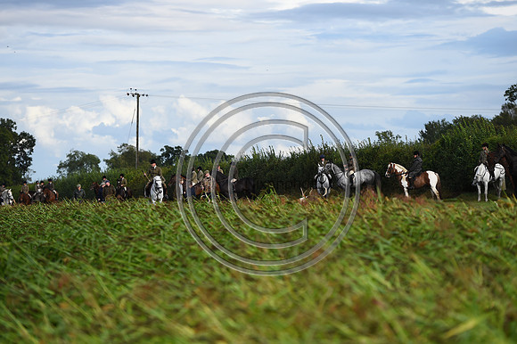 Grafton_Hunting_PN23_14286