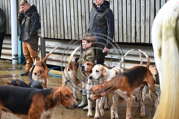 Grafton_Hunting_PN23_14272