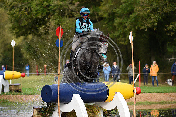 IzzyTAYLOR_BARRINGTON ALICE_LeLion_PN23_106191