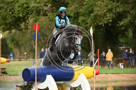 IzzyTAYLOR_BARRINGTON ALICE_LeLion_PN23_106192