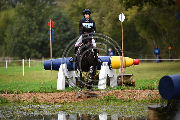 Mollie SUMMERLAND_MOJO_LeLion_PN23_106025